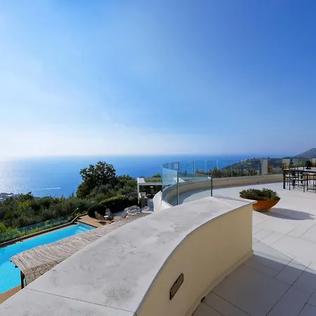 - Hermes Villa Sant'Agata sui due Golfi